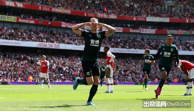 英超-拉卡泽特回归进球美羊羊制胜  阿森纳2-1小胜伯恩利