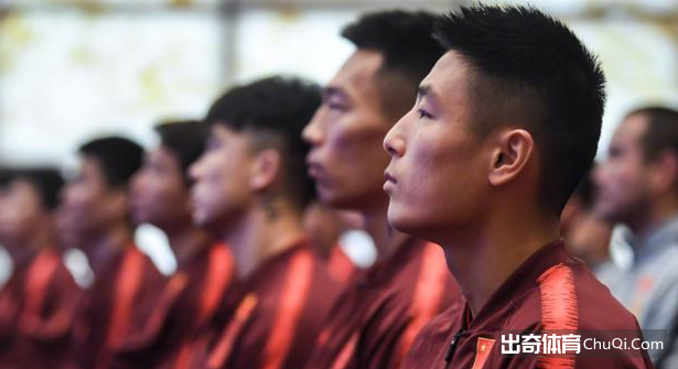 国足vs马代终极名单：徐新落选！郑智10号，艾克森11号蒿俊闵8号