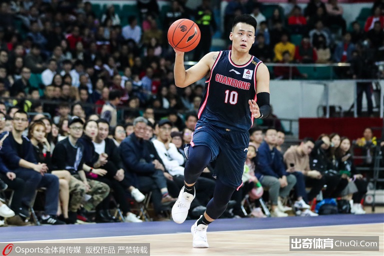 CBA常规赛-阿联21+20胡明轩15分，广东送广州8连败