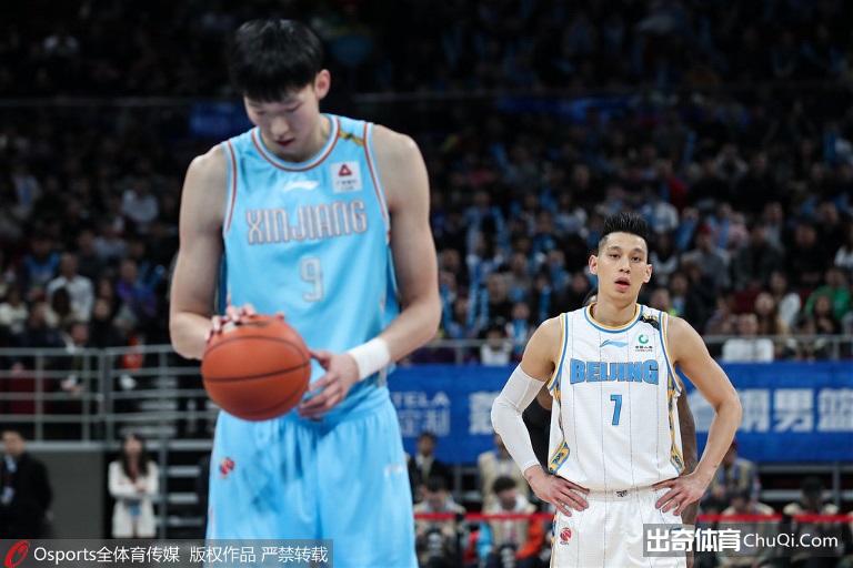 [北京87-88新疆]林书豪21分 周琦23+13 阿不都伤退