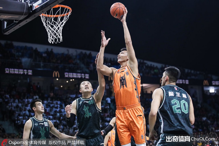 南区167-166北区 林书豪41分胡明轩准绝杀