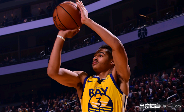 NBA-拉塞尔26+12富尔茨23分 勇士109-95魔术