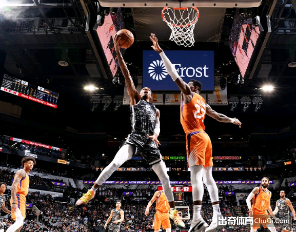 NBA-德罗赞30+8布克35+10+6 太阳103-99马刺