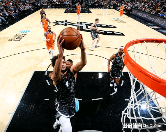 NBA-德罗赞30+8布克35+10+6 太阳103-99马刺
