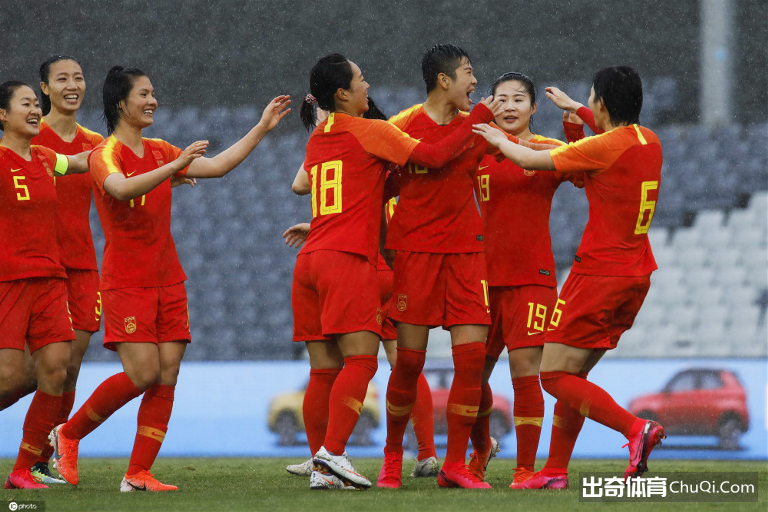 奥预赛：李影双响王珊珊破门，中国6-1泰国迎开门红