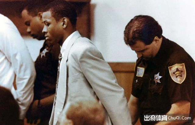 【球星故事】艾弗森斗殴被判15年，坐牢4月后被释放