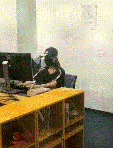 就喜欢你认真工作的样子