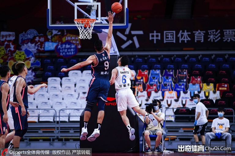 CBA-易建联17+6 曾繁日22+5 广东119-71大胜江苏