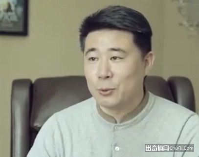 董方卓：武磊像因扎吉，不需要身体对抗，英超更适合他