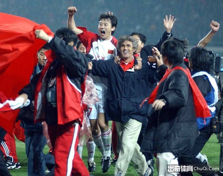 历史上的今天：沈阳五里河！中国队出线了！