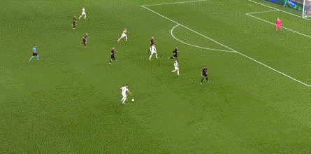 欧联-贝尔造乌龙、孙兴慜破门，热刺3-0林茨