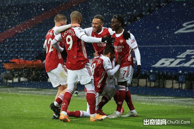 英超-拉卡双响蒂尔尼传射 阿森纳4-0豪取三连胜