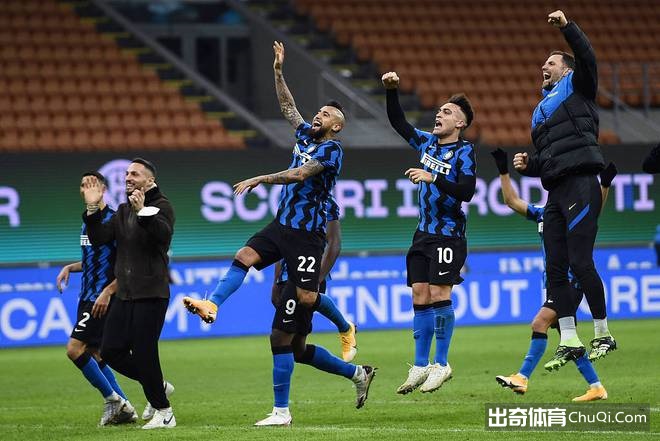 意杯-伊布破门+染红 大将绝杀!国米2-1逆转米兰晋级