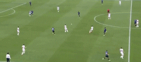 2-2！真假蓝黑不设防！双方绝杀均被吹！劳塔罗哲科破门