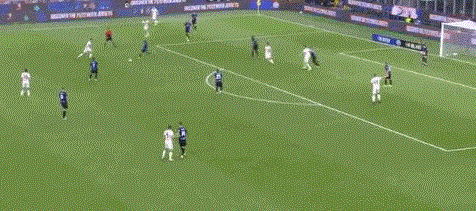 2-2！真假蓝黑不设防！双方绝杀均被吹！劳塔罗哲科破门