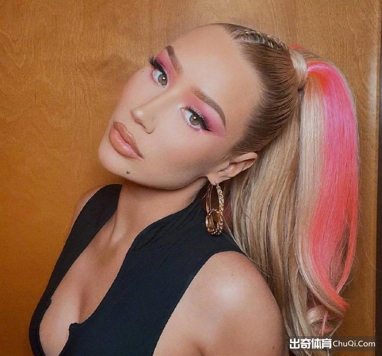 湖人后卫蒙克被曝情人节和尼克-杨前女友Iggy约会