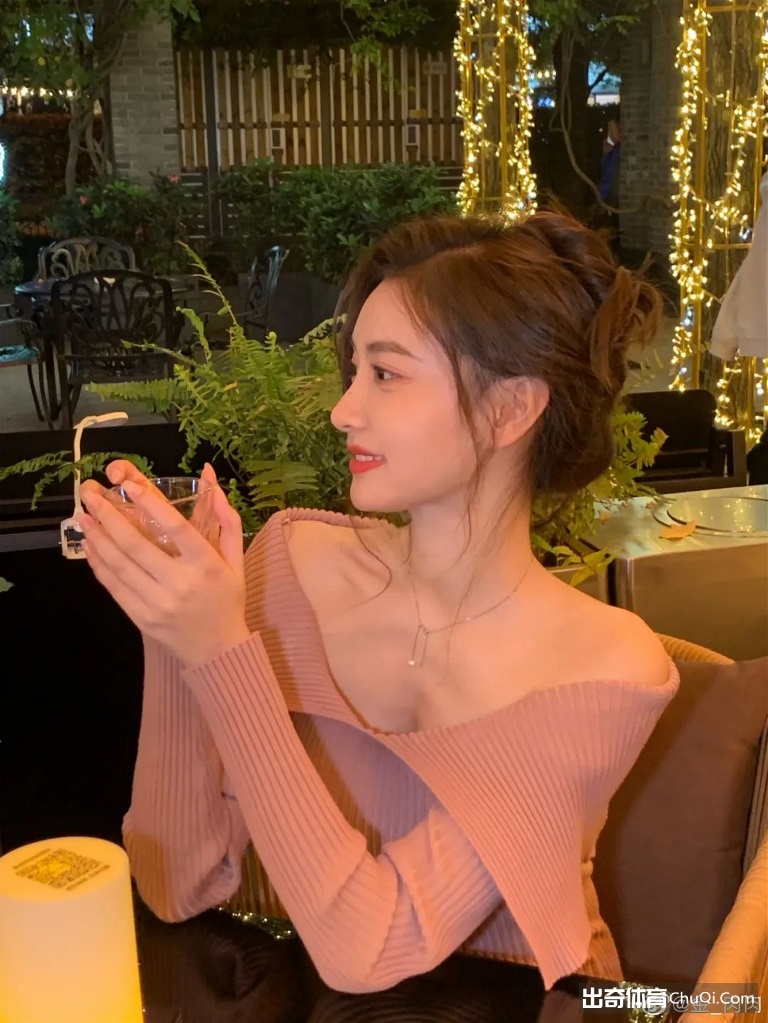 新晋NBA最美女主播金佳悦，是你的白月光吗？