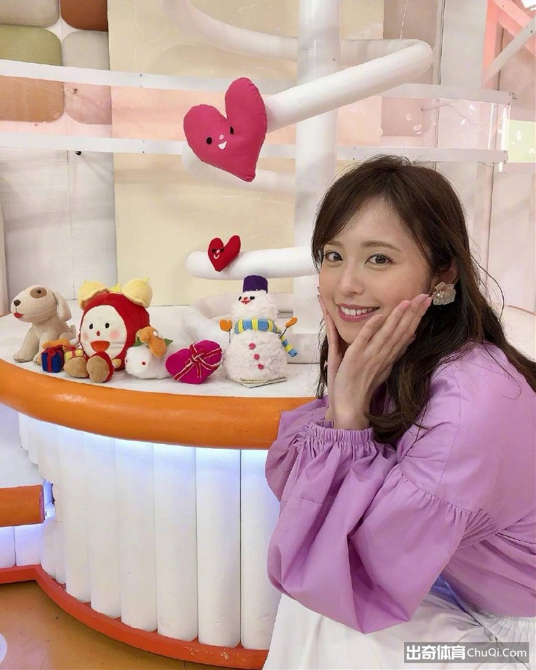 前富士台主持人久慈晓子在节目中透露与渡边雄太订婚