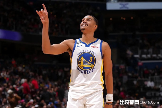 差异明显！库里缺战期间普尔场均23.4分 库里复出后降至10.5分