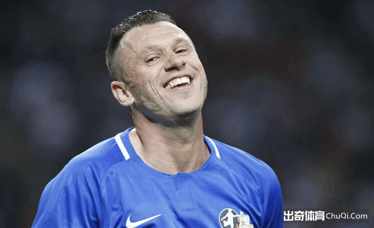 卡萨诺:国米和尤文是意甲最强球队,本赛季联赛输11场肯定有原因