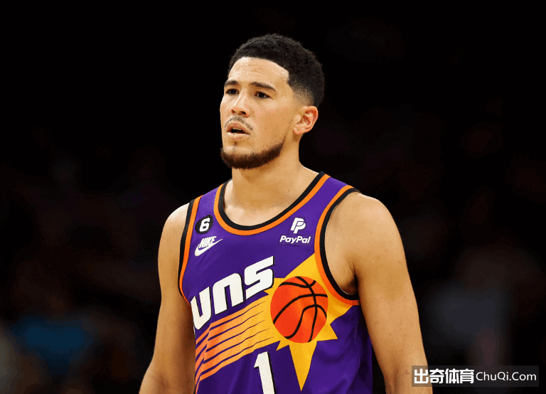 布克连续两场季后赛以至少75%命中率砍下35+ 历史首位