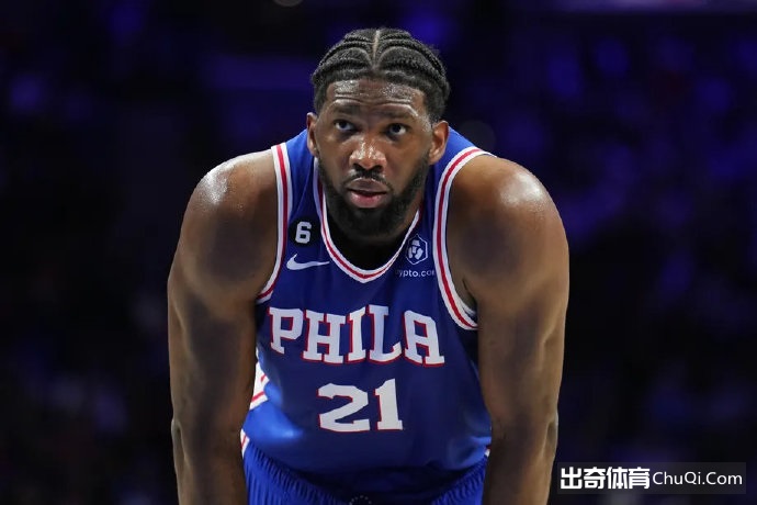 名记：尼克斯正在关注恩比德 他们希望76人失控并使其申请交易