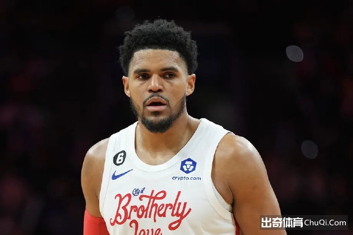 美记：我相信T-哈里斯和泰厄斯-琼斯在夏季末会加盟一支新队伍