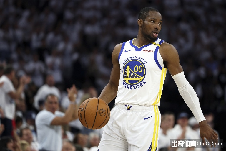 闹归闹！科尔还是决定让库明加打首发