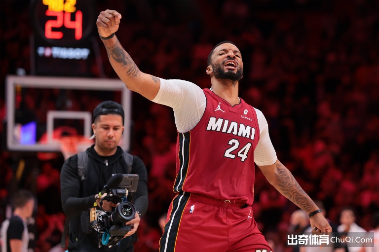 真全明星！鲍威尔在热火44场就得到1000分成队史最快后卫