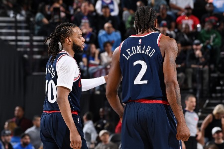 卢：加兰和伦纳德确实让我想起十年前的欧文和詹姆斯