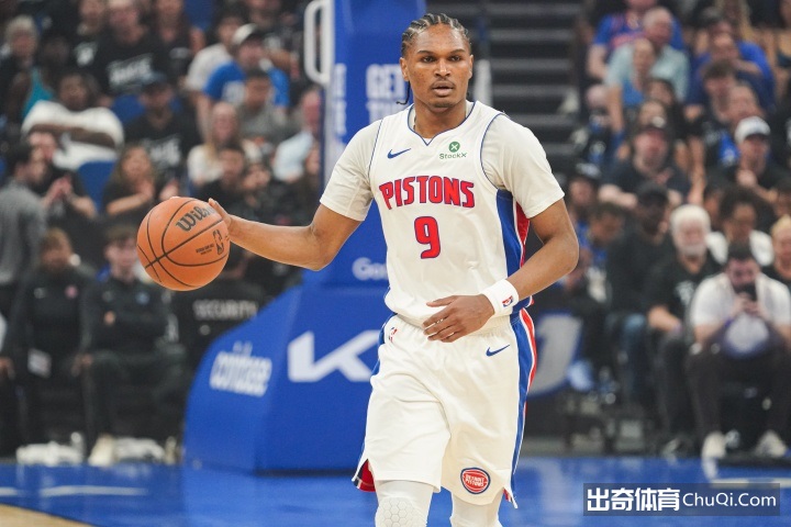 奥萨尔5年1.55亿提前续约活塞!队记:合同不包含球队和球员选项