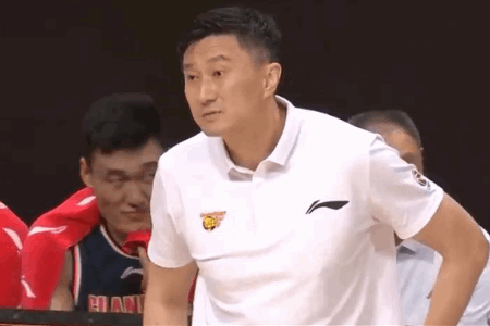 出奇精选：CBA 广东VS浙江 强强对话谁能取胜？