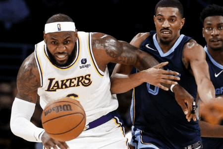 出奇精选：NBA 湖人VS马刺 乘胜追击直取圣城？