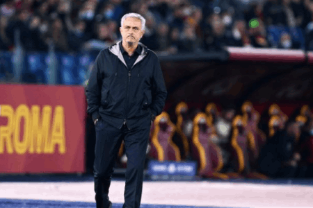 穆里尼奥遭遇意甲主场首败，连续43场不败遭终结