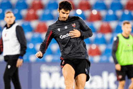 海外情报：西甲 12-06 01:30 莱万特vs奥萨苏纳 