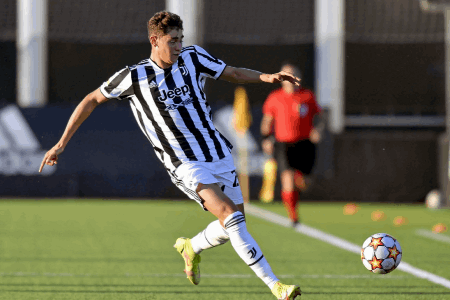 出奇精选：意甲 12-12 01:00 威尼斯 VS 尤文图斯