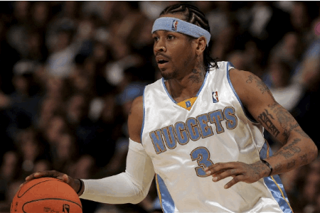 NBA历史上的今天：艾弗森被交易至掘金 莫不传出生