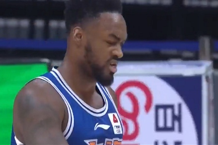 出奇精选 CBA 上海VS宁波 上海队强势，宁波队难有招架之力？