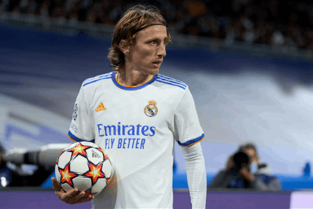 官宣在即！皇马将和莫德里奇续约至2023年