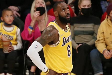 出奇精选：NBA 湖人VS魔术 反弹之战，紫金军不容有失