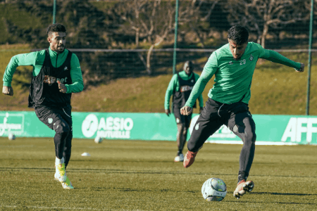 出奇精选：法甲 01-27 2:00 昂热vs圣埃蒂安