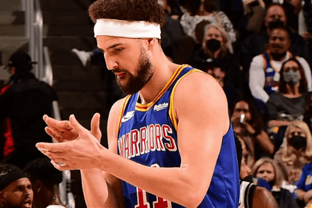 NBA战报：欧文32+7+7库里19+7+8，勇士力克篮网迎5连胜