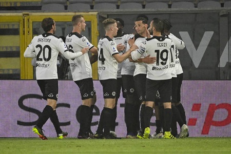 [赛事前瞻] 意甲：斯佩齐亚「拿」分在即