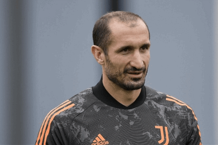 尤文官方：基耶利尼左小腿肌肉损伤，将缺战3场