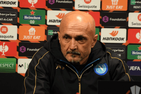 那不勒斯战巴萨大名单：因西涅领衔，洛萨诺、波利塔诺缺阵