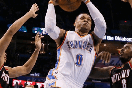 NBA历史上的今天：单核威少爆砍58分，张伯伦42篮板