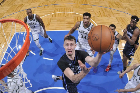 出奇精选：NBA 活塞vs魔术 “史诗级”垫底对决