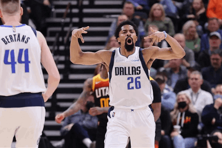 出奇精选：NBA 独行侠vs76人 东契奇率队挑战费城