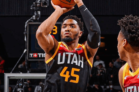 NBA战报：爵士106-114篮网 杜兰特37+9+8米切尔30分
