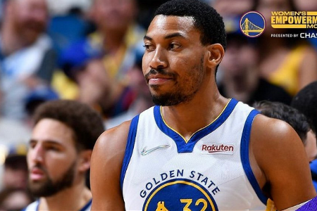 NBA战报：勇士90-94魔术 波特14+15普尔26分小瓦格纳18分
